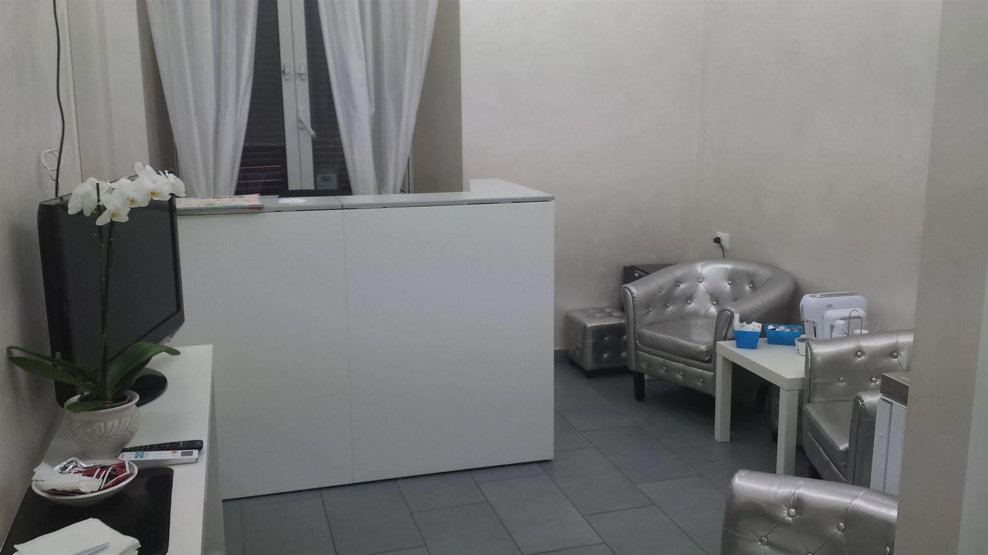 Relais Cavour Inn Рим Екстер'єр фото